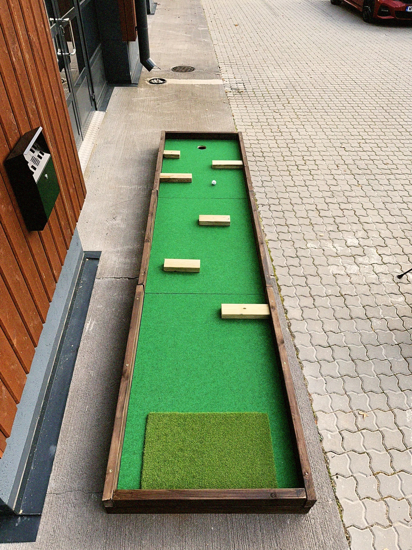 18 BEDRĪŠU MINI GOLF SPĒLE SĀKOT NO
